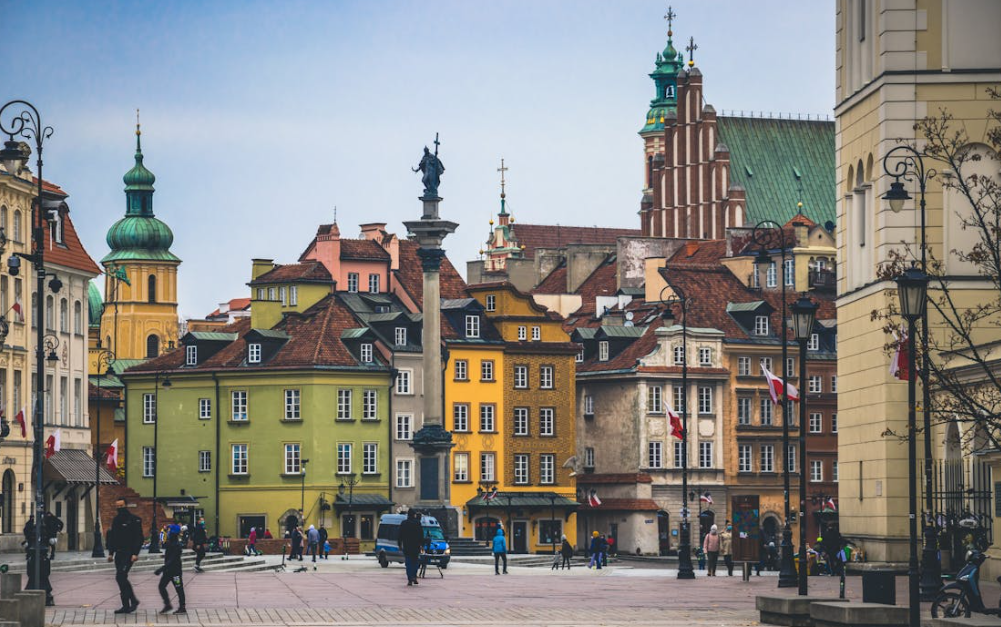 1. Plaza del Castillo Real (Plac Zamkowy) y la Columna de Segismundo